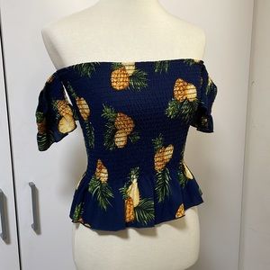 Pineapple * Off Shoulder Top * HELLO MISS *‎ Size Medium